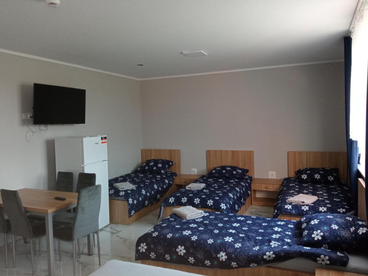Czerwony Szafir Grodzisk Hostel Grodzisk Mazowiecki Kültér fotó