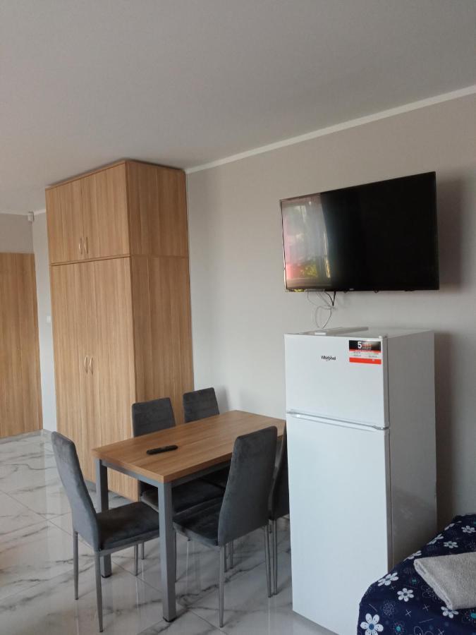 Czerwony Szafir Grodzisk Hostel Grodzisk Mazowiecki Kültér fotó